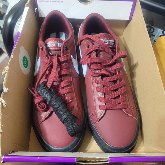 Nike SB Blazer Low Pro GT Grant Taylor Team Red Light Blue DV1226-600 11 & 12 - Picture 13 of 15